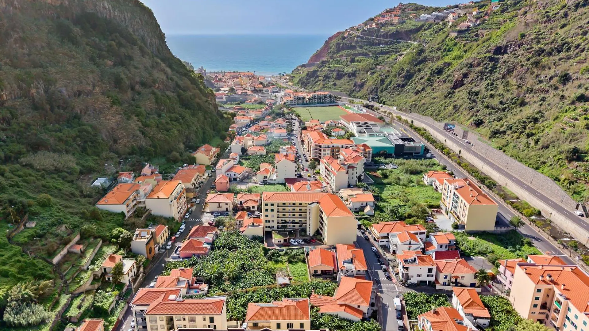 Apartment Ribeira Brava Studios