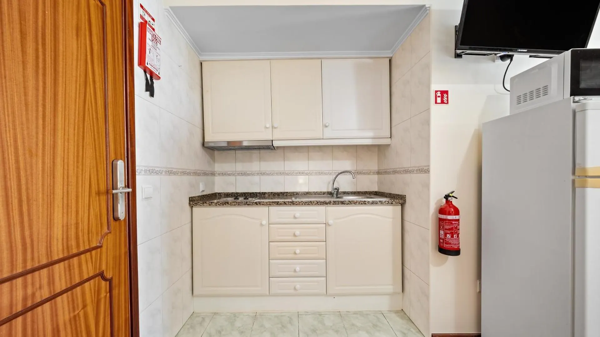 Ribeira Brava Studios Portugal