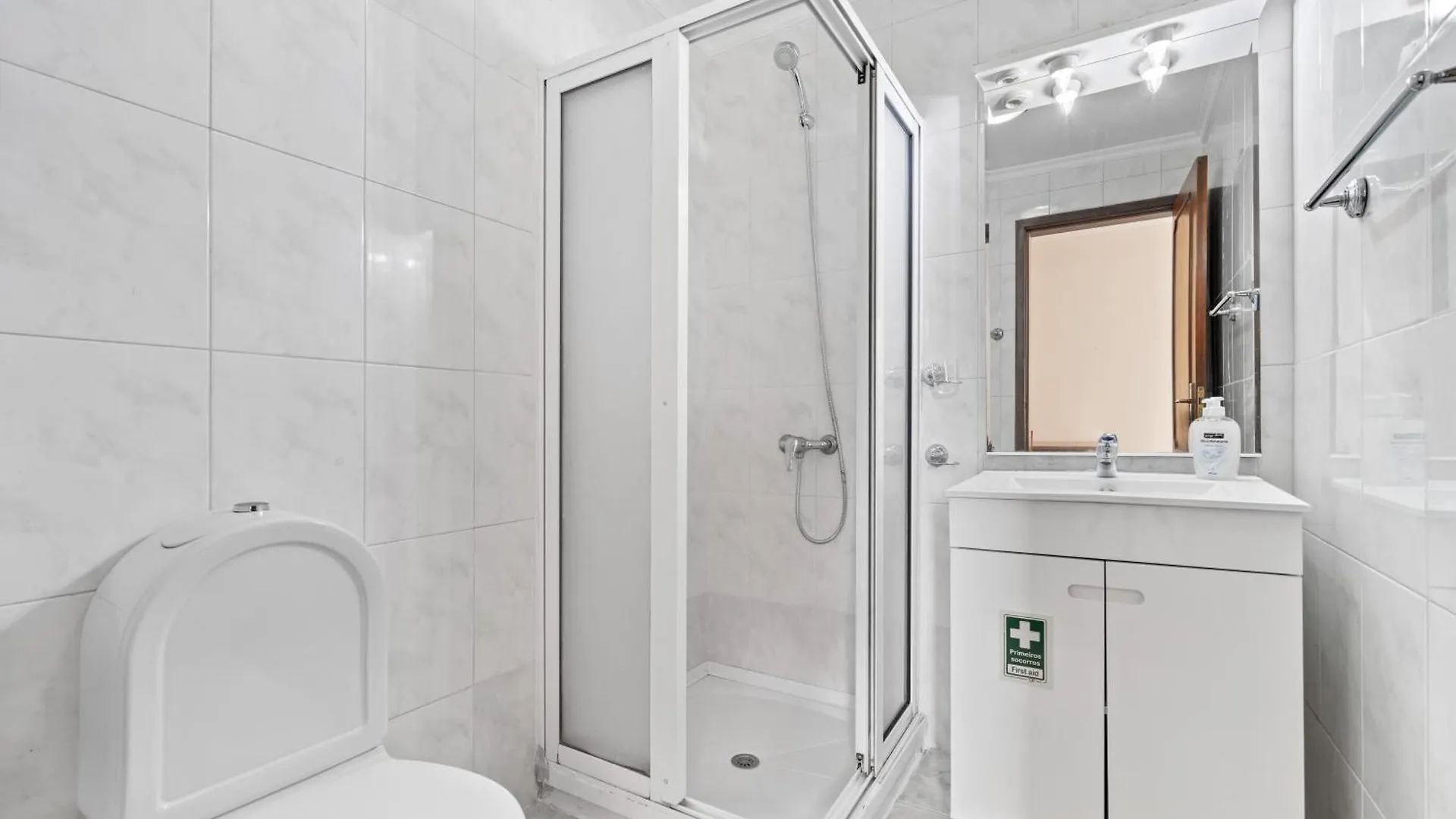 Ribeira Brava Studios Apartment